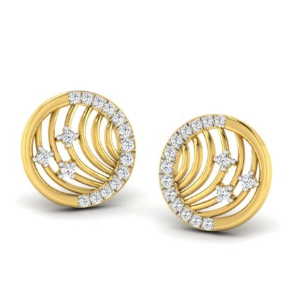 Front view of yellow gold ribbed circle stud earrings with a diamond edge