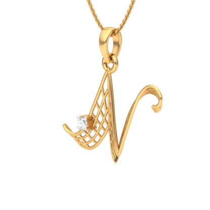 Angled view of yellow gold initial N pendant showing the lattice texture