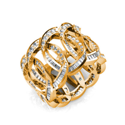 Perspective view of yellow gold interlocking loop baguette diamond wide ring