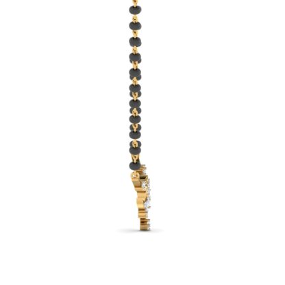 Angled view of yellow gold mangalsutra pendant showing the fan drop detail