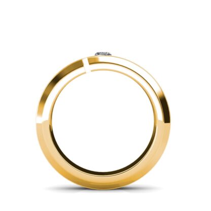 Through-finger view of yellow gold princess diamond cutout beveled band for men showing the band profile
