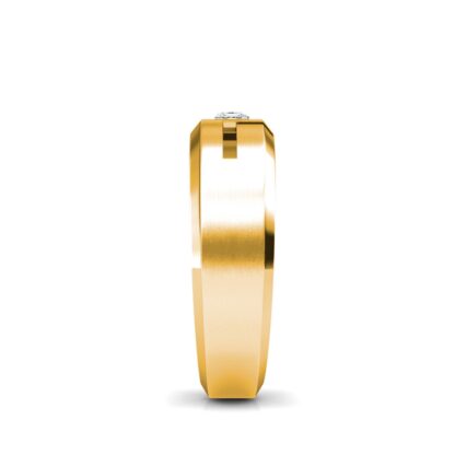 Side view of yellow gold princess diamond cutout beveled band for men showing the band depth