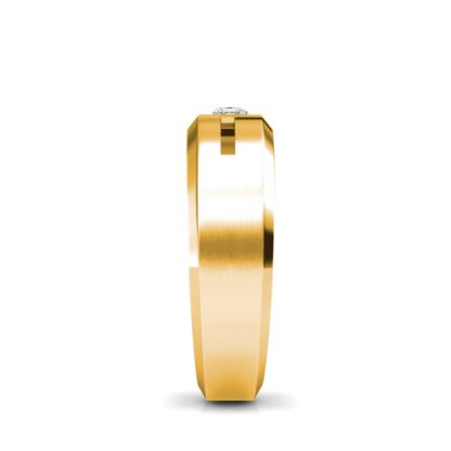 Side view of yellow gold princess diamond cutout beveled band for men showing the band depth